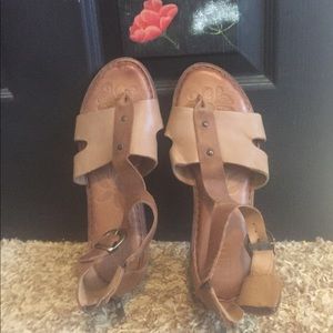 Born Leather Sandal